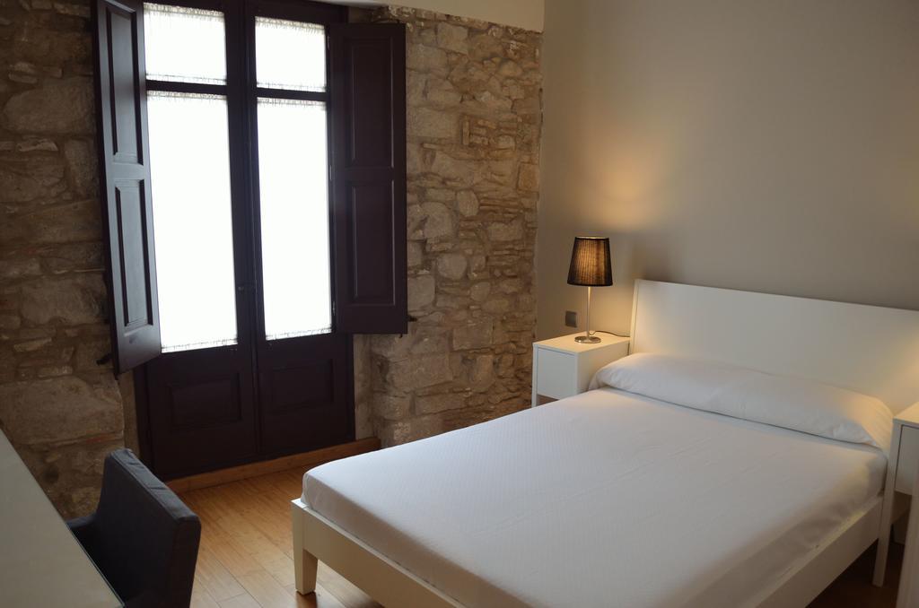 Girona Housing Ginesta 9 Διαμέρισμα Δωμάτιο φωτογραφία
